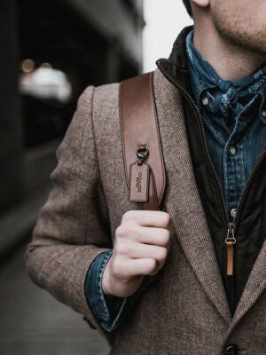 andrew-neel-HqtYwlY9dxs-unsplash Túi xách nữ mini